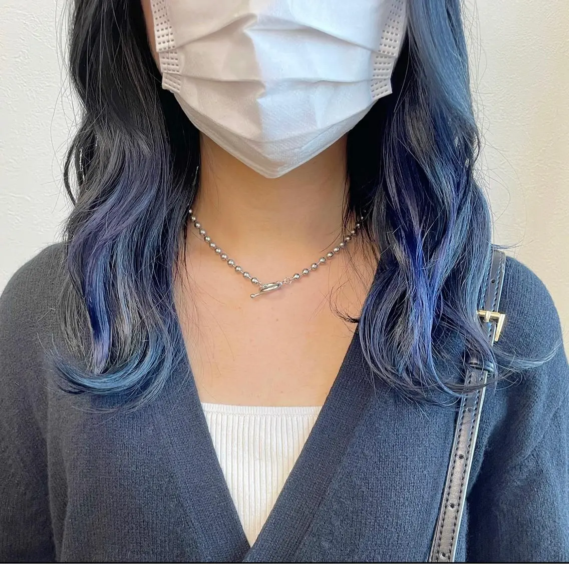 セミロング カラー ネイビーカラー tokute 中野真咲🐺のヘアスタイル