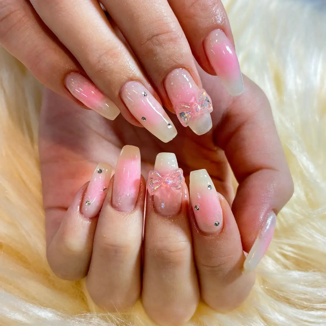 ネイル ハンドネイル Betty ✶のマツエク・マツパデザイン
