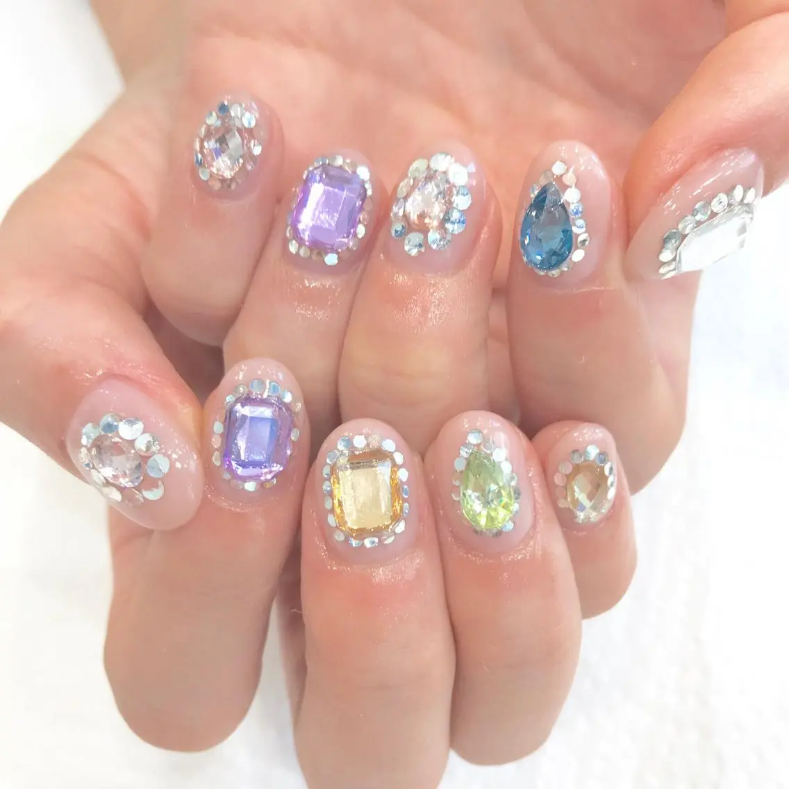 ネイル キラキラネイル Ash関内ネイリスト 荒木のネイルデザイン
