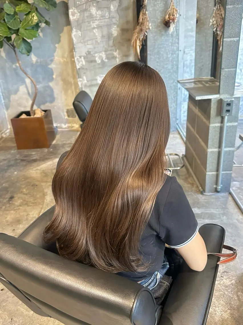 ロング ヘアカラー ami 🪷ワンカラーのヘアスタイル