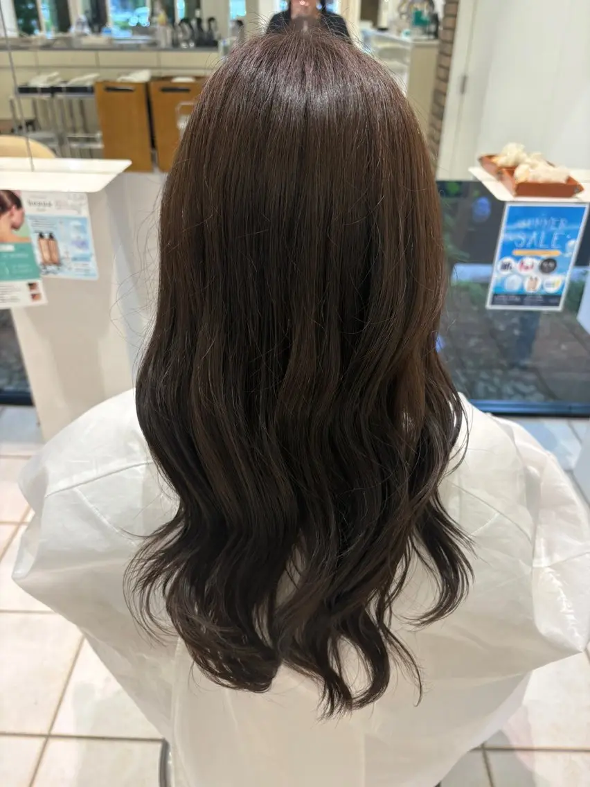 ロング カラー 田中 愛華のヘアスタイル