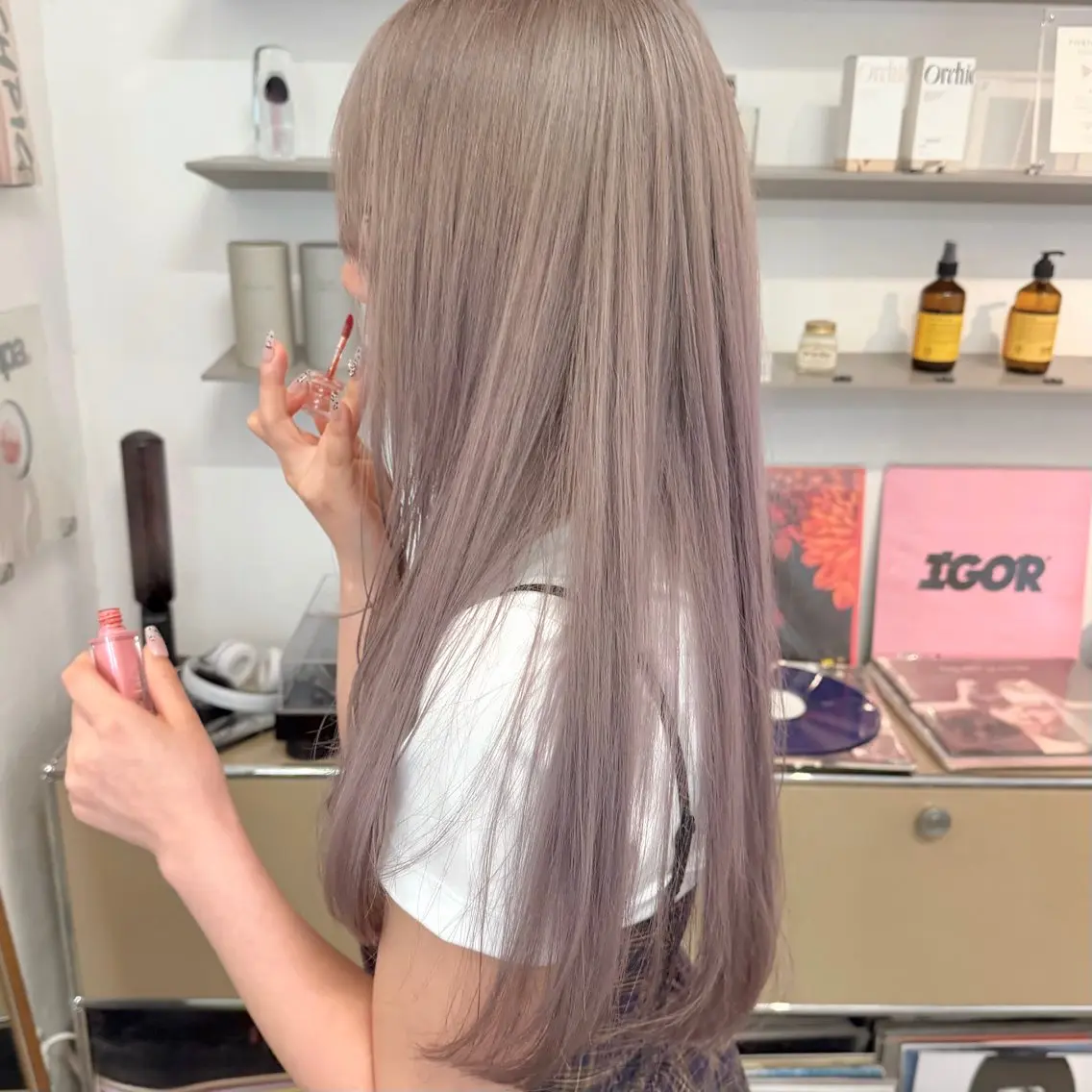 ロング カラー ラベンダーカラー シルバー ヘアカラー マリカ/ハイトーン /カットモデル無料のヘアスタイル