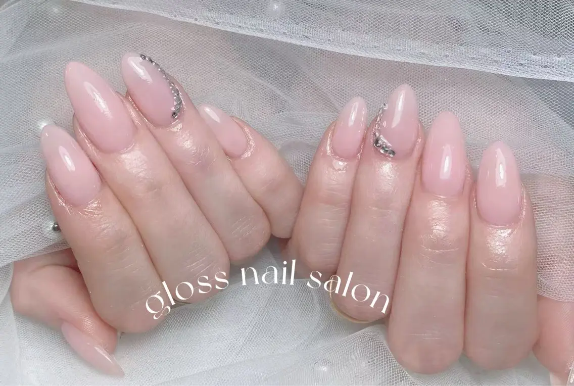 ネイル ゆり🌷 gloss nailのネイルデザイン
