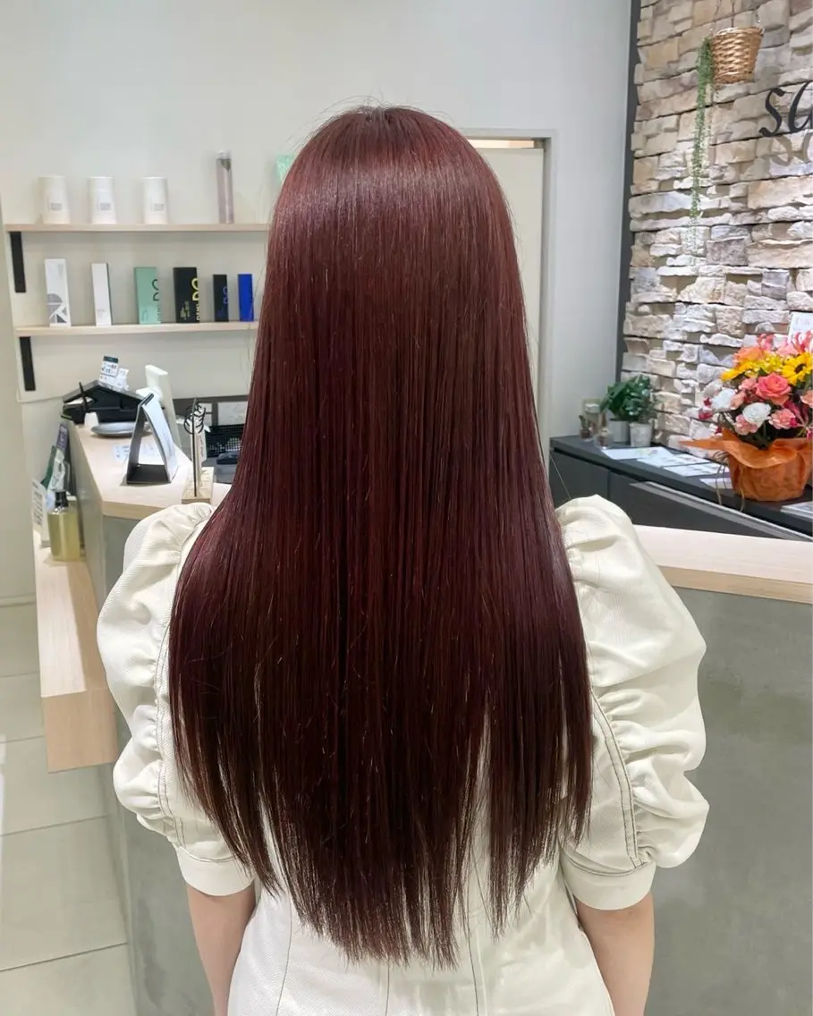 カラー SLASHスラッシュ 辻村  彩華のヘアスタイル