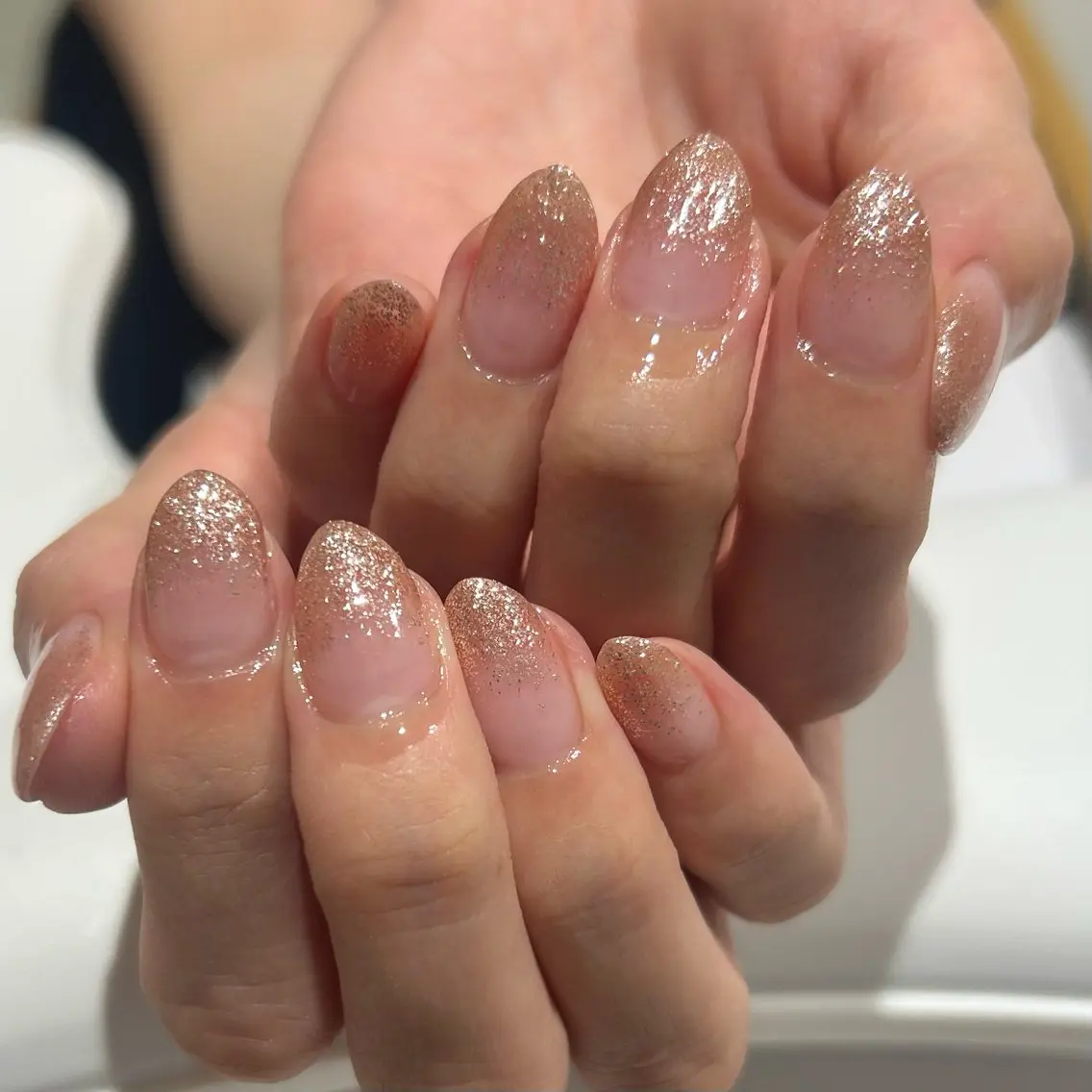 ネイル キラキラネイル ラメ(グリッター) ラメグラデーション 【perme.】 山根☆*:.｡.のネイルデザイン