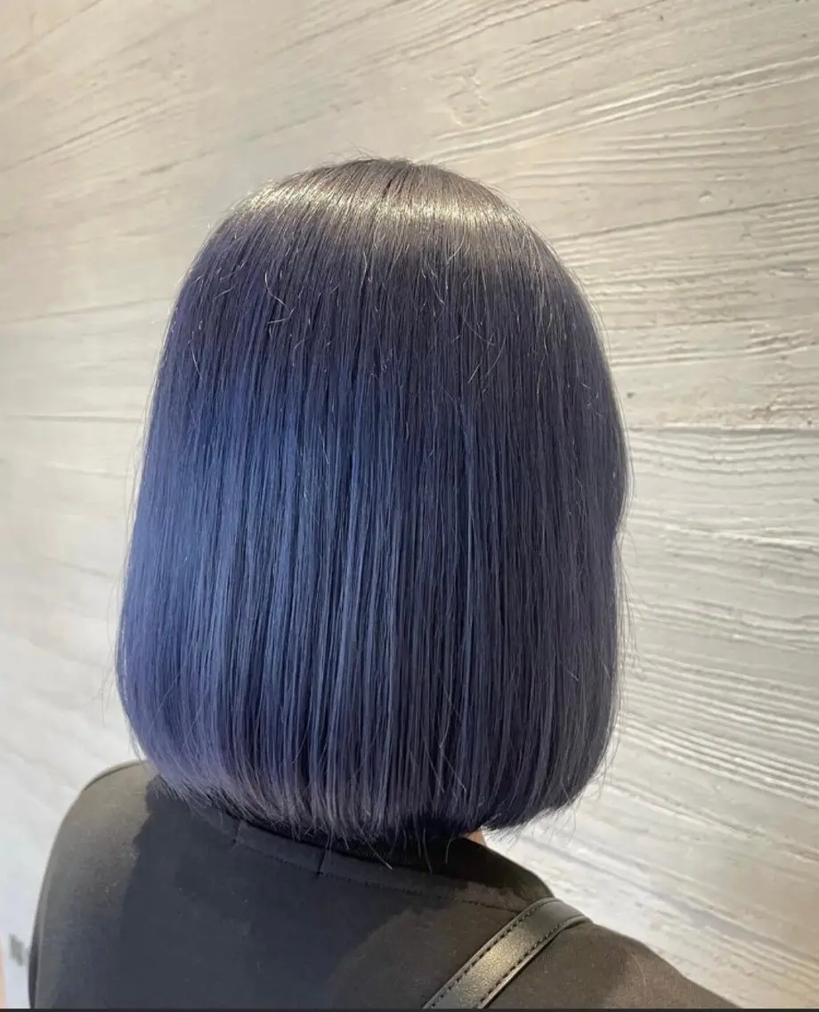 ショート カラー ブルーカラー ブルーラベンダー ラベンダーカラー ボブ サキ🤍ハイトーン 🪩レイヤーカットのヘアスタイル