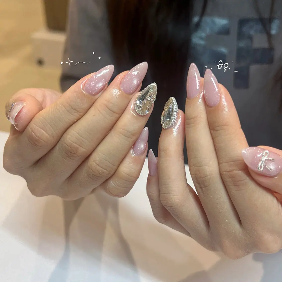 ネイル ハンドネイル NAGISA🧁🎀 持ち込み⌇パラジェルのネイルデザイン