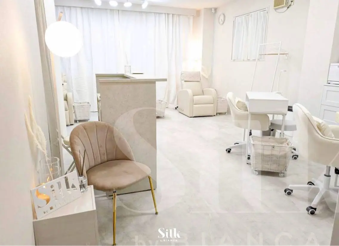 ネイル 𝐒𝐢𝐥𝐤 🎀𝐚𝐧𝐧𝐚のネイルデザイン