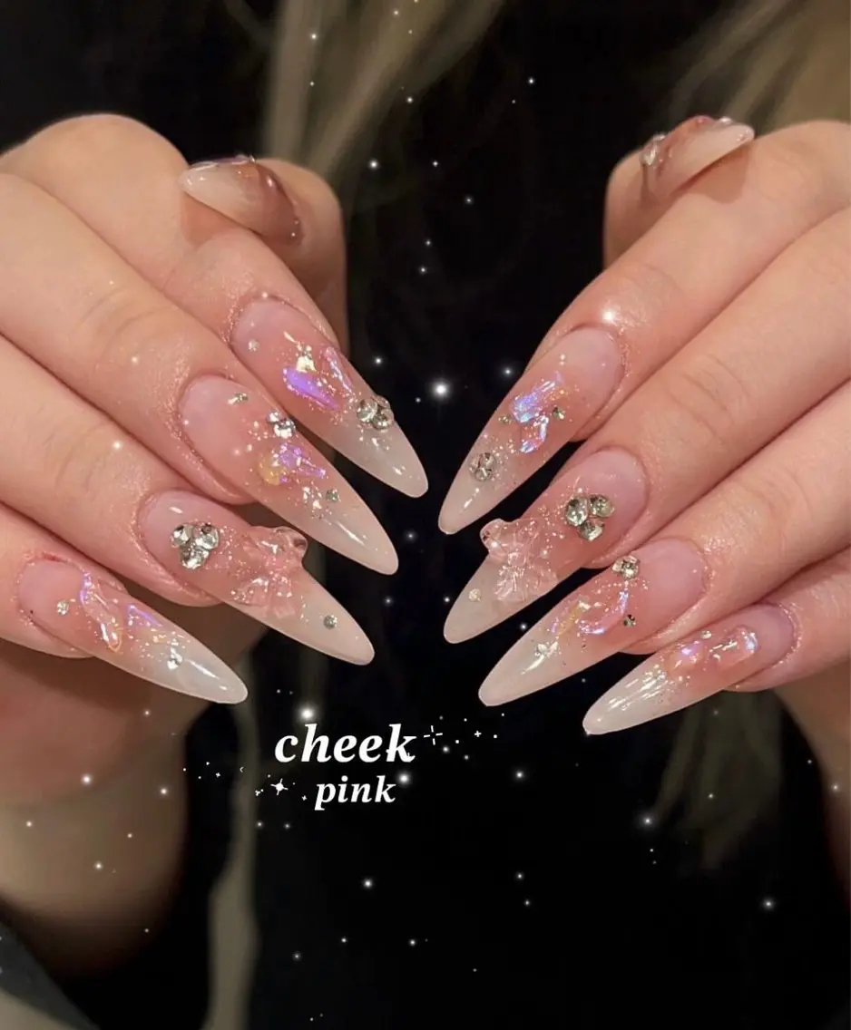 ネイル フレンチネイル グラデーション 韓国ネイル マグネットネイル ミラーネイル ハンドネイル YURI NAILのネイルデザイン