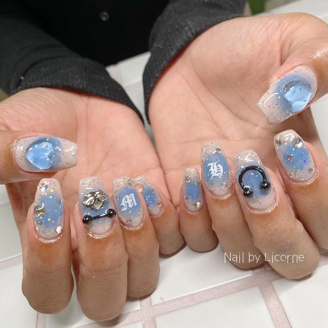 ネイル アートネイル オーロラネイル フレンチネイル 氷ネイル・うるうるネイル マグネットネイル ハンドネイル Nail by Licorneのネイルデザイン