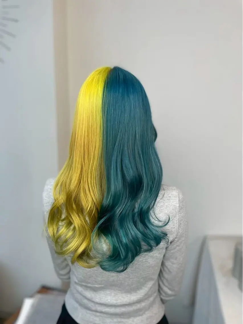 ロング 村上 さくらのヘアスタイル