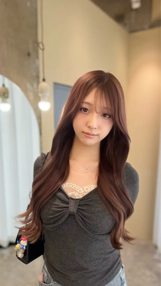 ロング ヘアカラー トリートメント GEM lit/ sora/ハイトーンのヘアスタイル