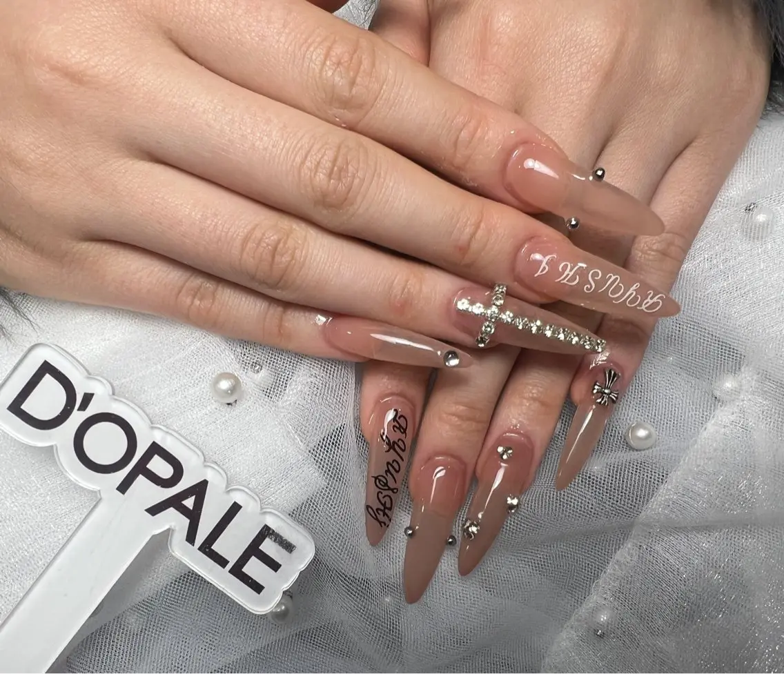 ネイル ハンドネイル 長さ出し専門店 上野kkのネイルデザイン