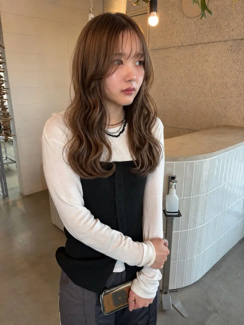 ロング 小川 美咲のヘアスタイル