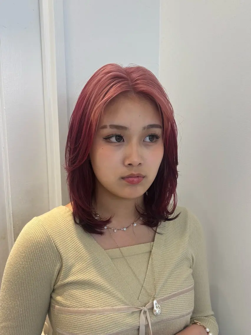 ミディアム カラー ブルーカラー デザインカラー ダブルカラー ラベンダーカラー エクステ ヘアカラー レイヤー sala 推しカラー職人🎀のヘアスタイル