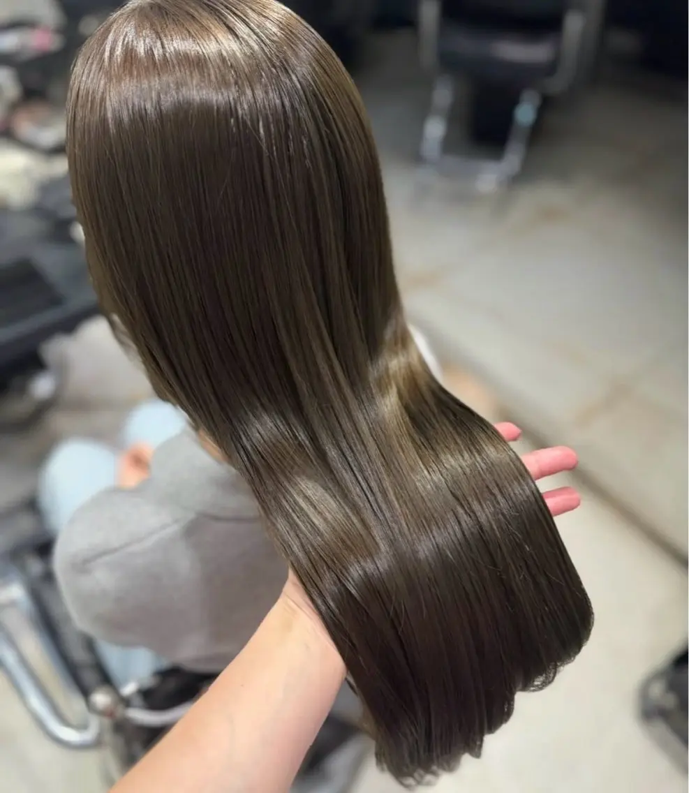 セミロング カラー パーマ ヘアアレンジ カット ヘアカラー トリートメント 透明感/オリーブ/ グレージュ/YUKAのヘアスタイル