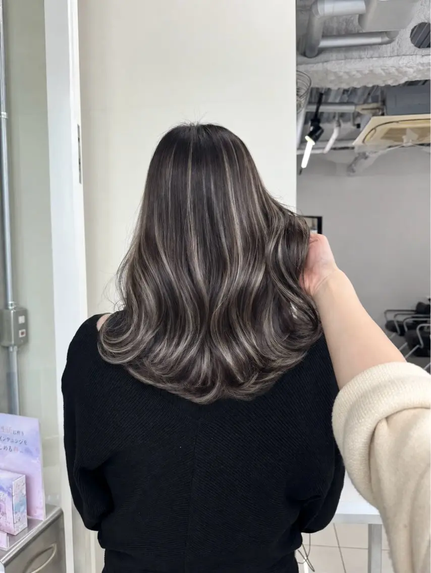 ロング カラー ヘアカラー ハイライトモデル募集 ✨️ALIVEりんのヘアスタイル