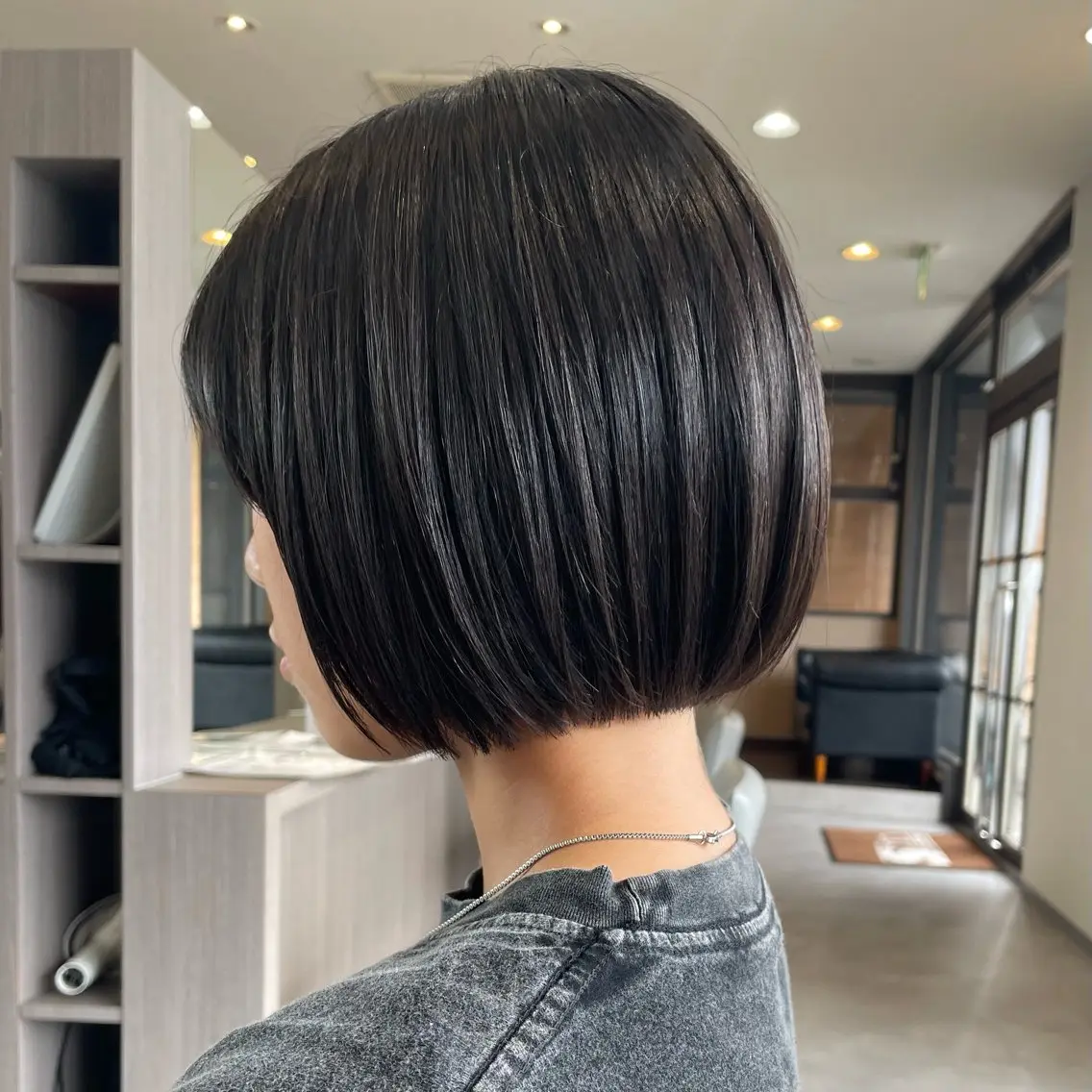 ショート ボブ mio 🍒レイヤーカットのヘアスタイル