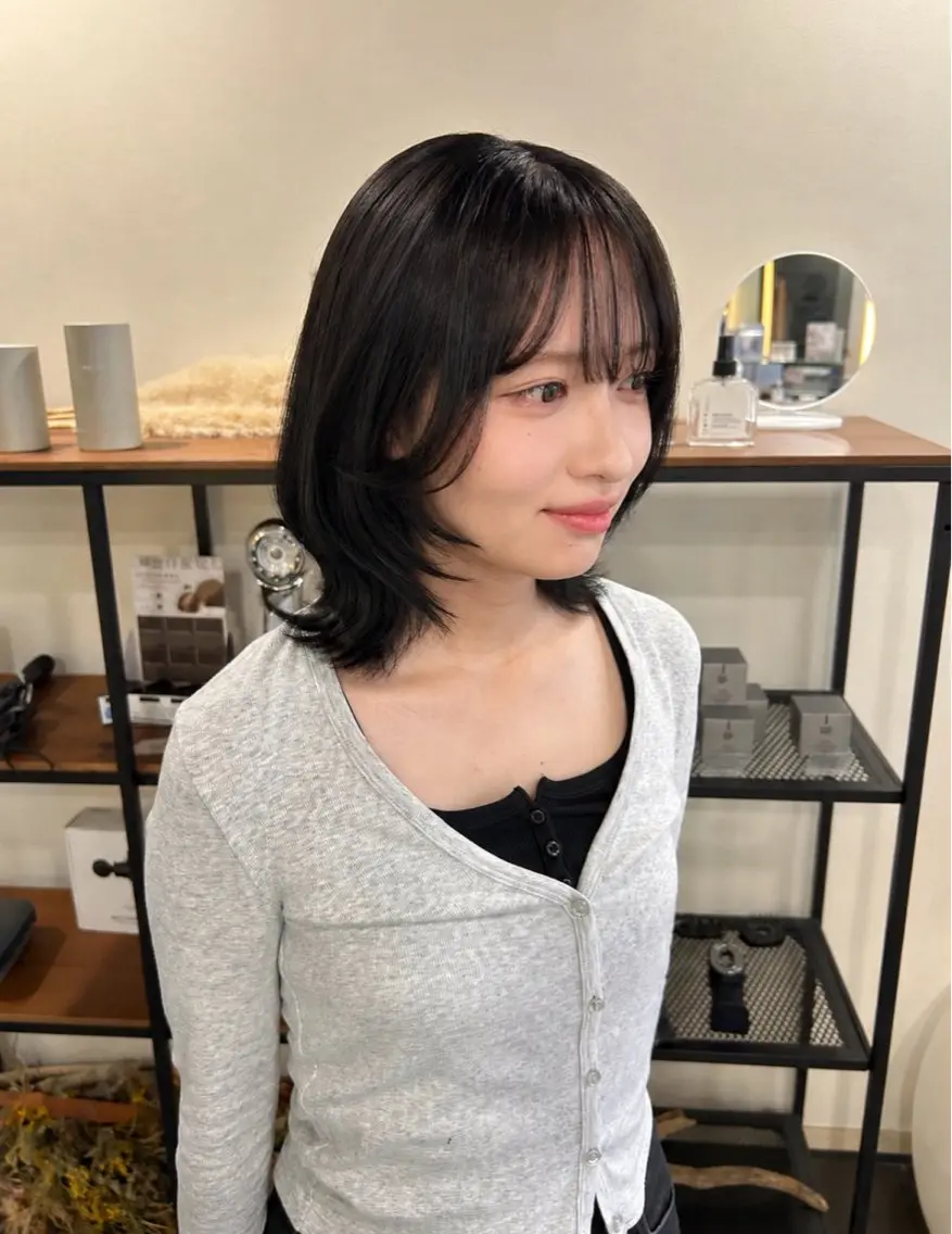 ミディアム カット 海外ハイライト/ レイヤー/sakuのヘアスタイル