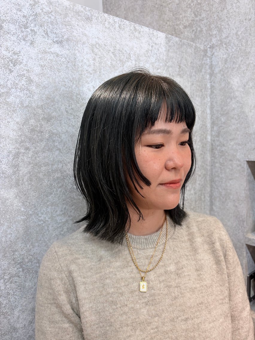 ミディアム ボブ 顔周りカット レイヤーカット 外ハネヘア カット トリートメント Honami💫 縮毛矯正/レイヤーのヘアスタイル