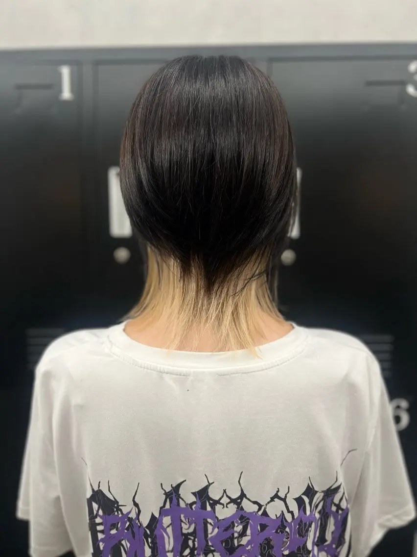 ミディアム カラー ベージュカラー ブリーチ 透明感カラー インナーカラー ホワイトベージュ カット ヘアカラー 透明感カラー特化🫧 🦋栗原🦋のヘアスタイル