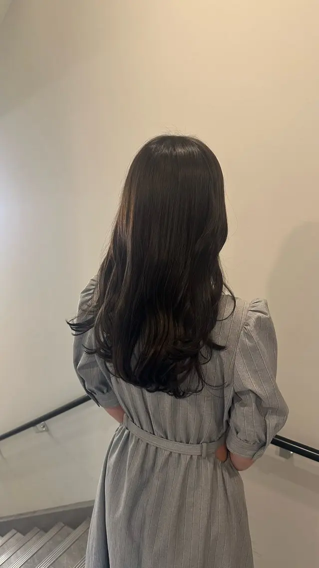ロング カラー 透明感カラー ゆるふわパーマ/ 縮毛矯正/ユズキのヘアスタイル