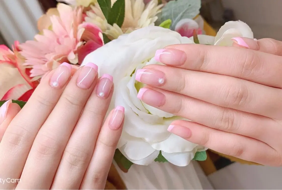 ネイル フレンチネイル ジェルネイル ハードジェル ロングネイル ニュアンスネイル Lilas Nailのネイルデザイン