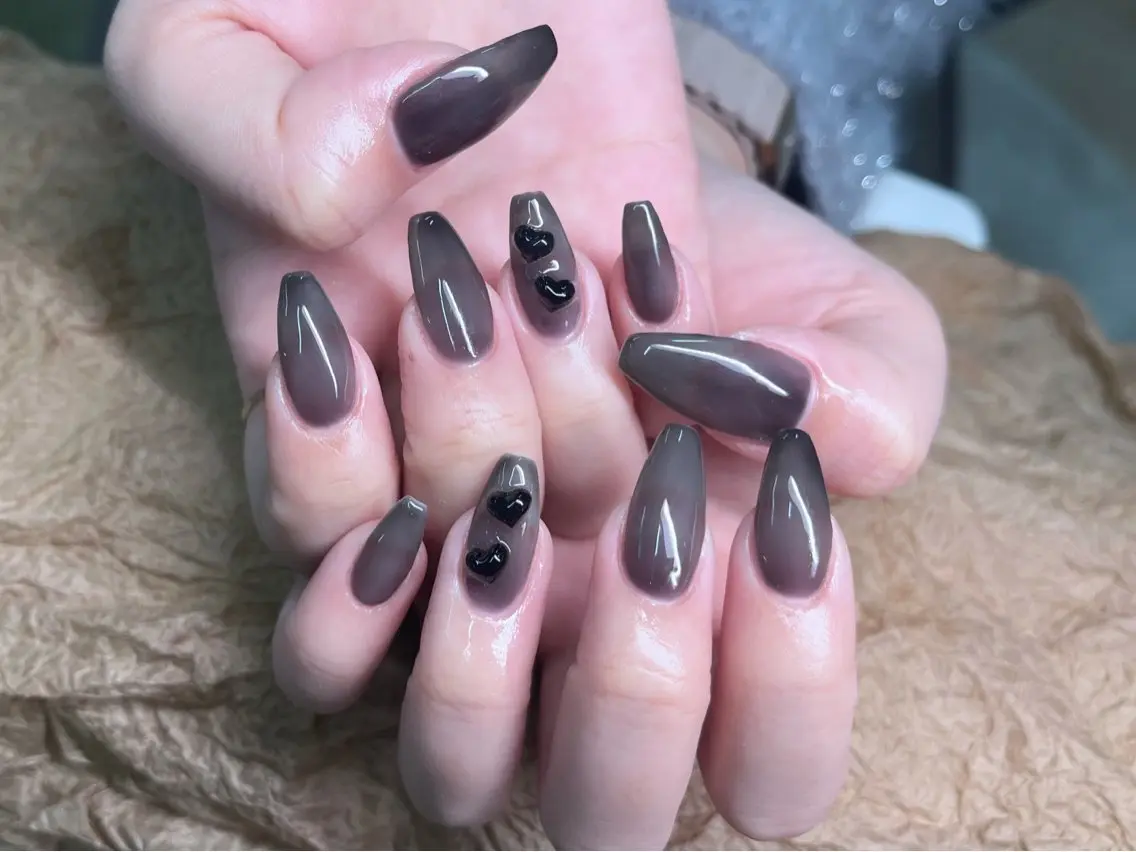 ネイル マグネットネイル 持ち込み ワンカラーネイル ワンホンネイル ToliyDeliy Nail Salonのネイルデザイン