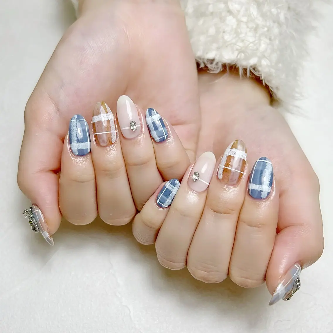 ネイル アートネイル 冬ネイル rouse nail RISATOのネイルデザイン