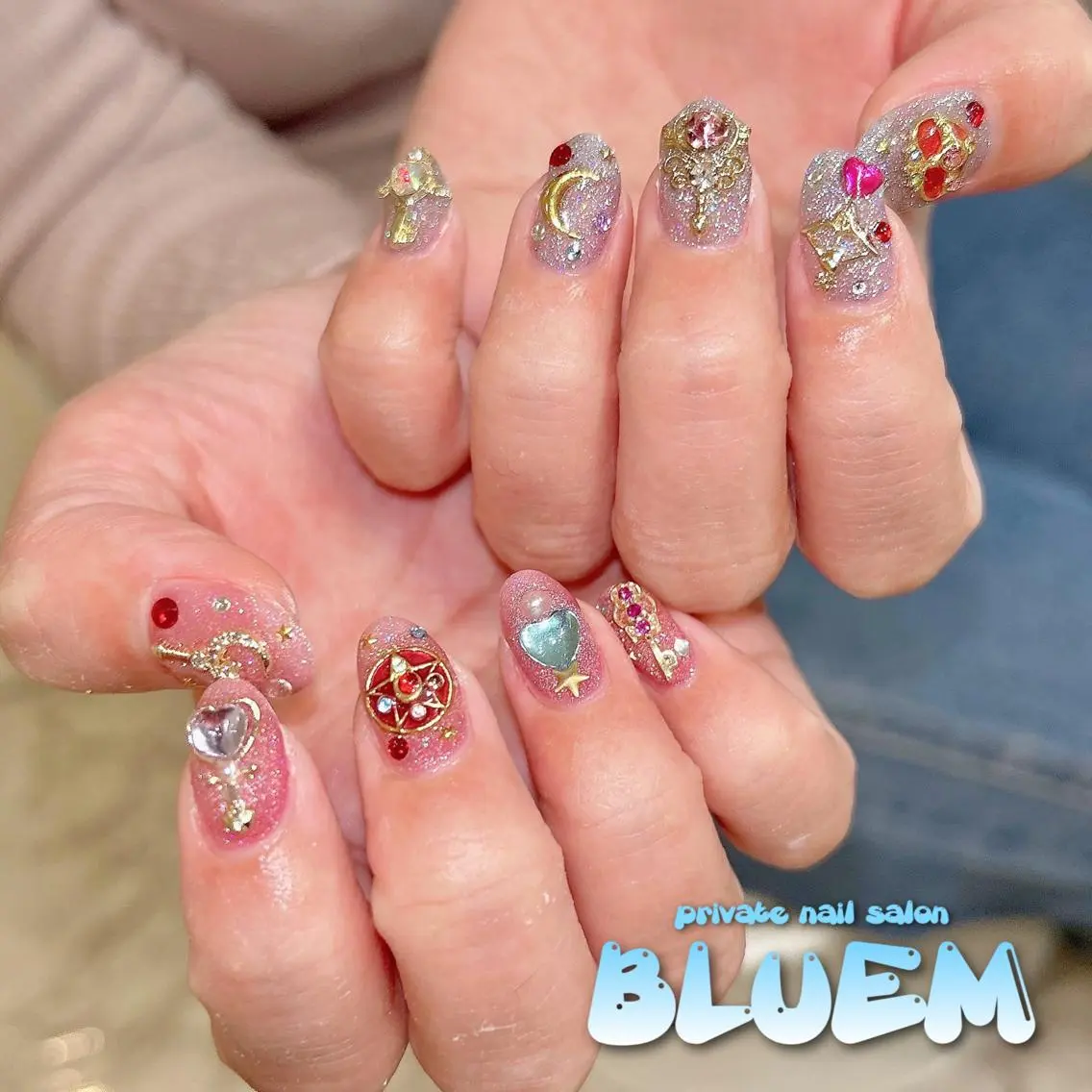 ネイル ハンドネイル BLUEM なな🐶のネイルデザイン