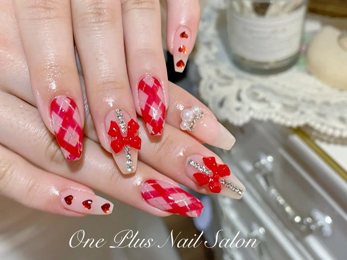 ネイル ハンドネイル One Plus Nail Salonのネイルデザイン
