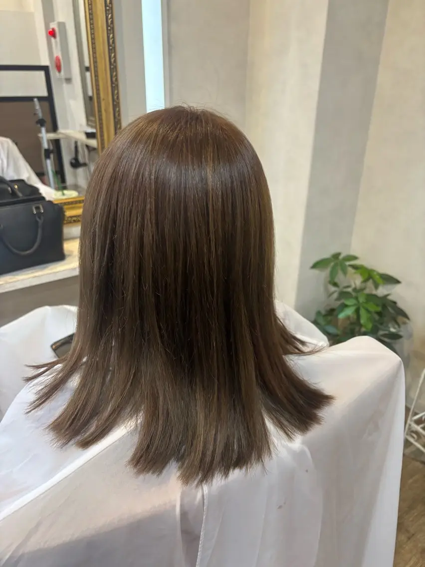 セミロング カラー ベージュカラー ヘアカラー ︎︎ さやのヘアスタイル
