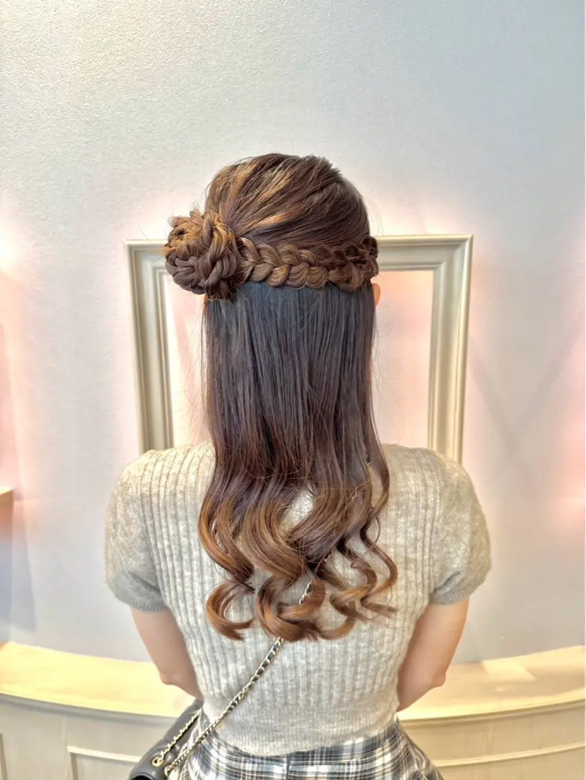 ロング ヘアアレンジ ヘアセット ヘアメ🎀ハイトーン 🩵エクステ🪄しほのヘアスタイル