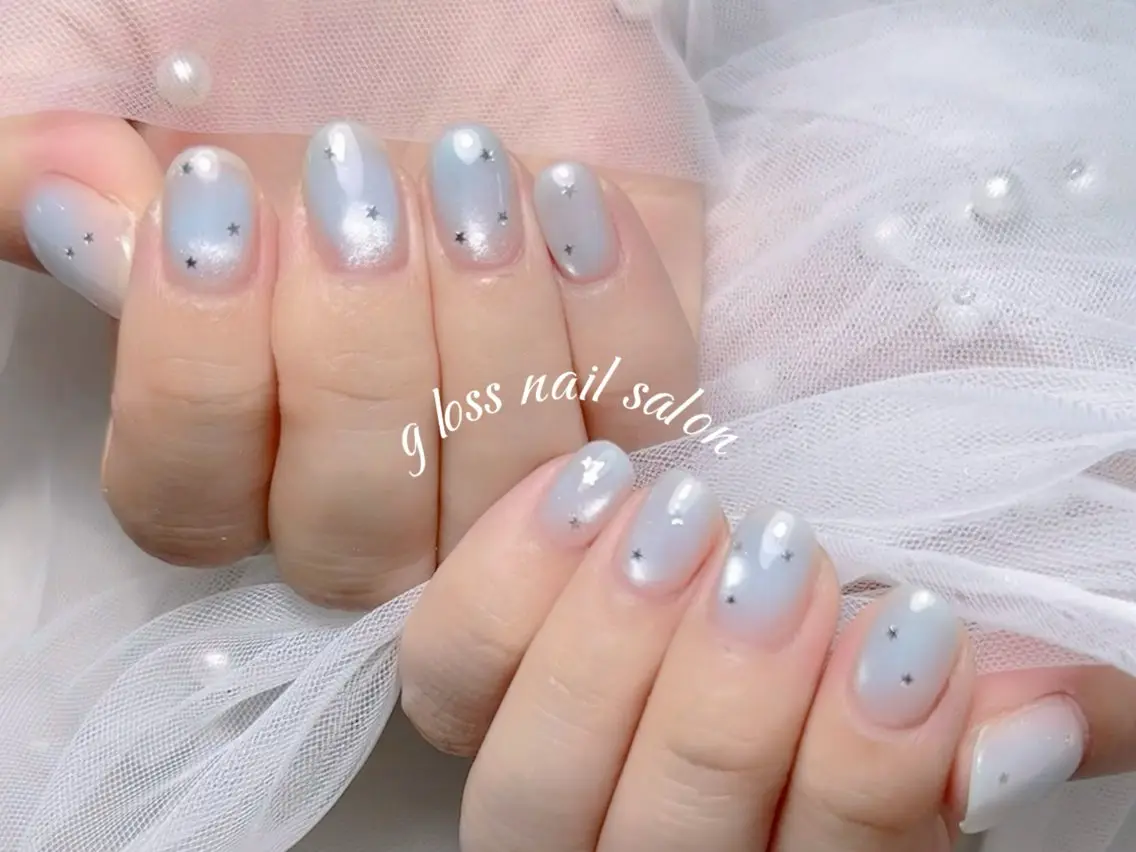 ネイル りこ🫧 gloss nailのネイルデザイン