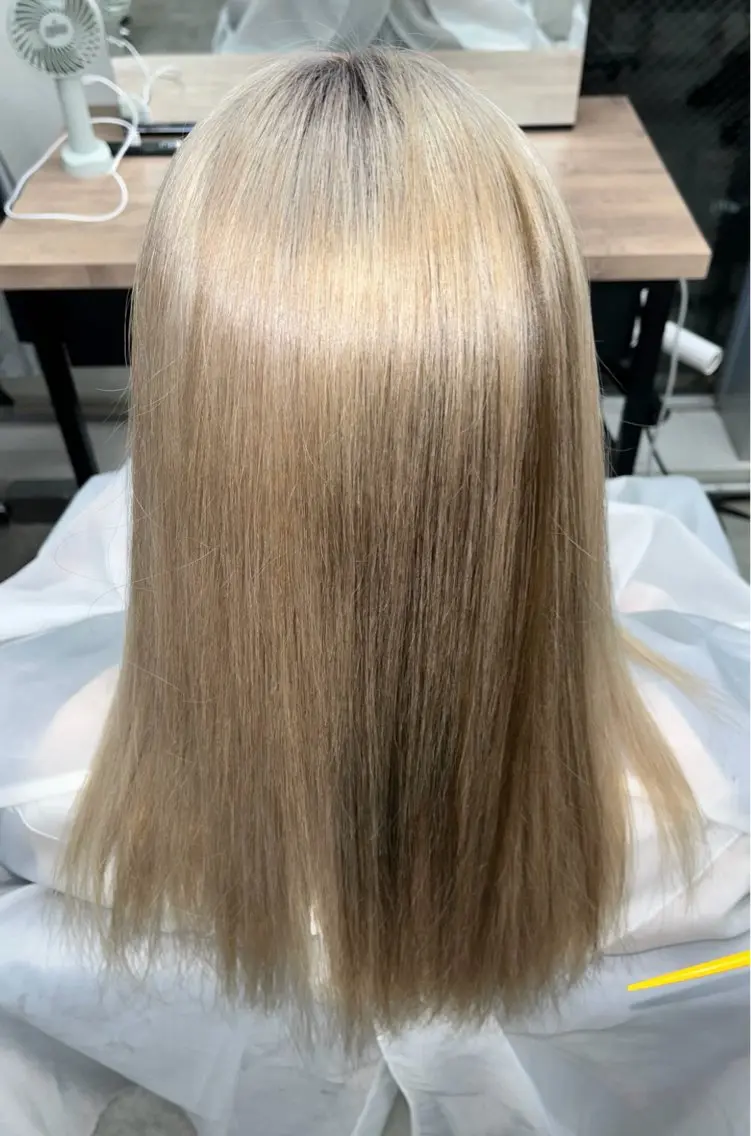 💎ケアブリーチ×集中補修💎ダブルカラー+前髪カット✨の写真
