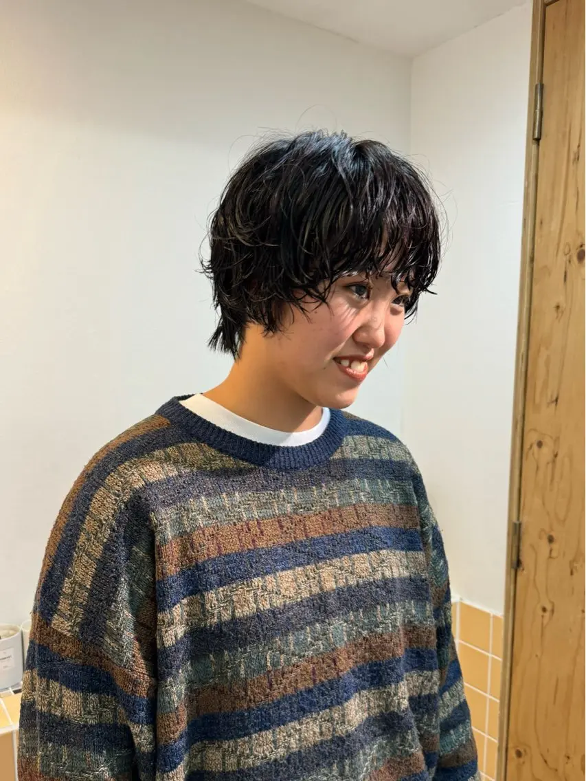ショート カラー パーマ ショートヘア ニュアンスパーマ Seeknext // Rukaのヘアスタイル