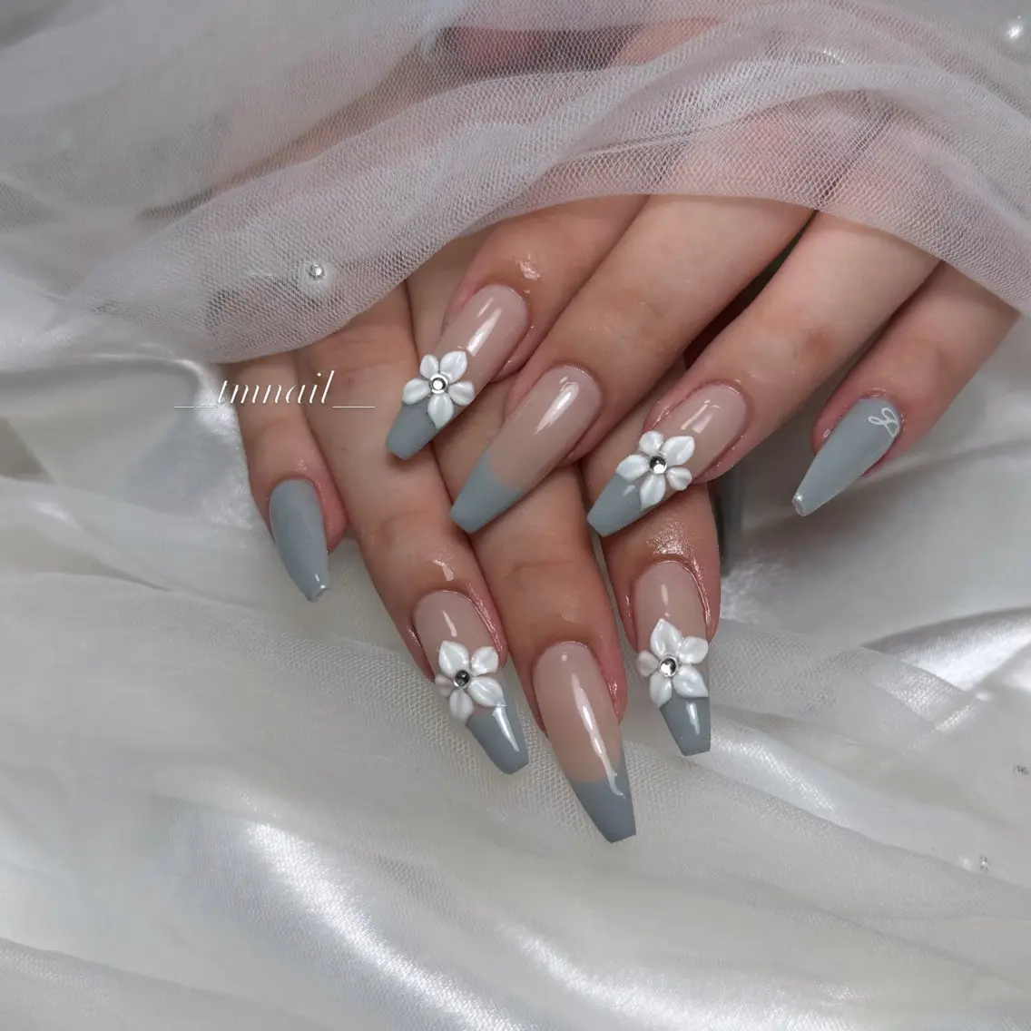 ロング 韓国風ヘア ハンドネイル 💅Tmnail Misoraのネイルデザイン