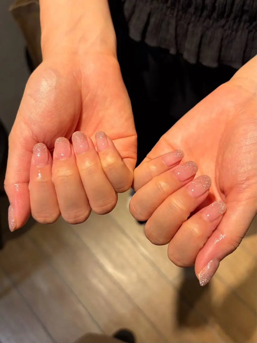 ネイル ハンドネイル 𝗶𝗿𝗼𝗵𝗮 ໒꒱ 𓏸*˚のネイルデザイン