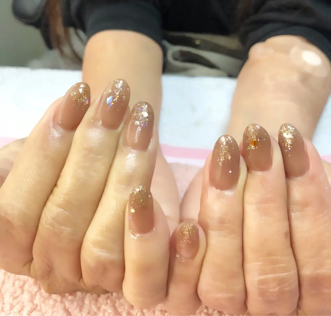 ネイル ＧＬAD グラットのネイルデザイン