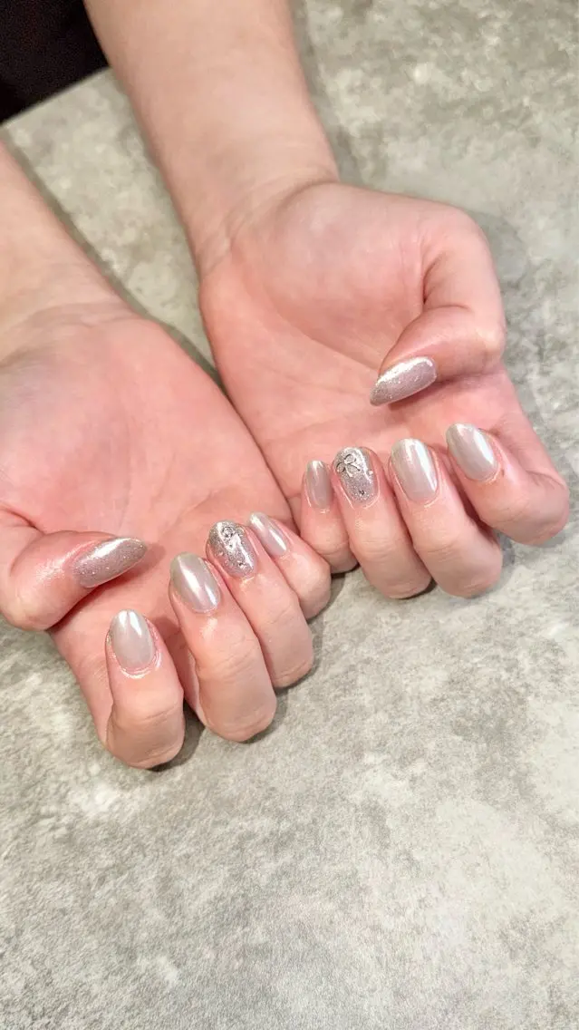 ネイル ハンドネイル ハンドケア shino🌟 痛ネイルのネイルデザイン