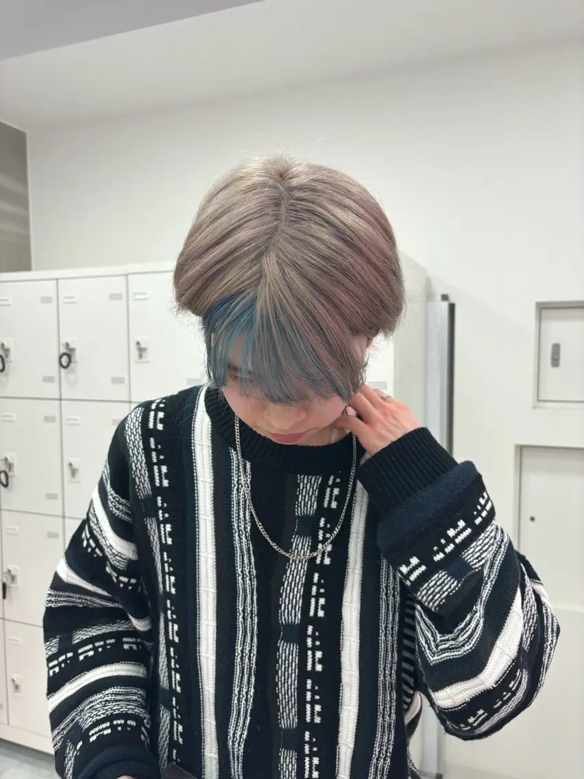 ショート カラー メンズ 抜け感レイヤー︴ ニュアンスカラーのヘアスタイル