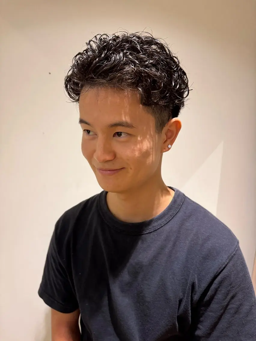 2回目以降の方‼️メンズカット+パーマの写真