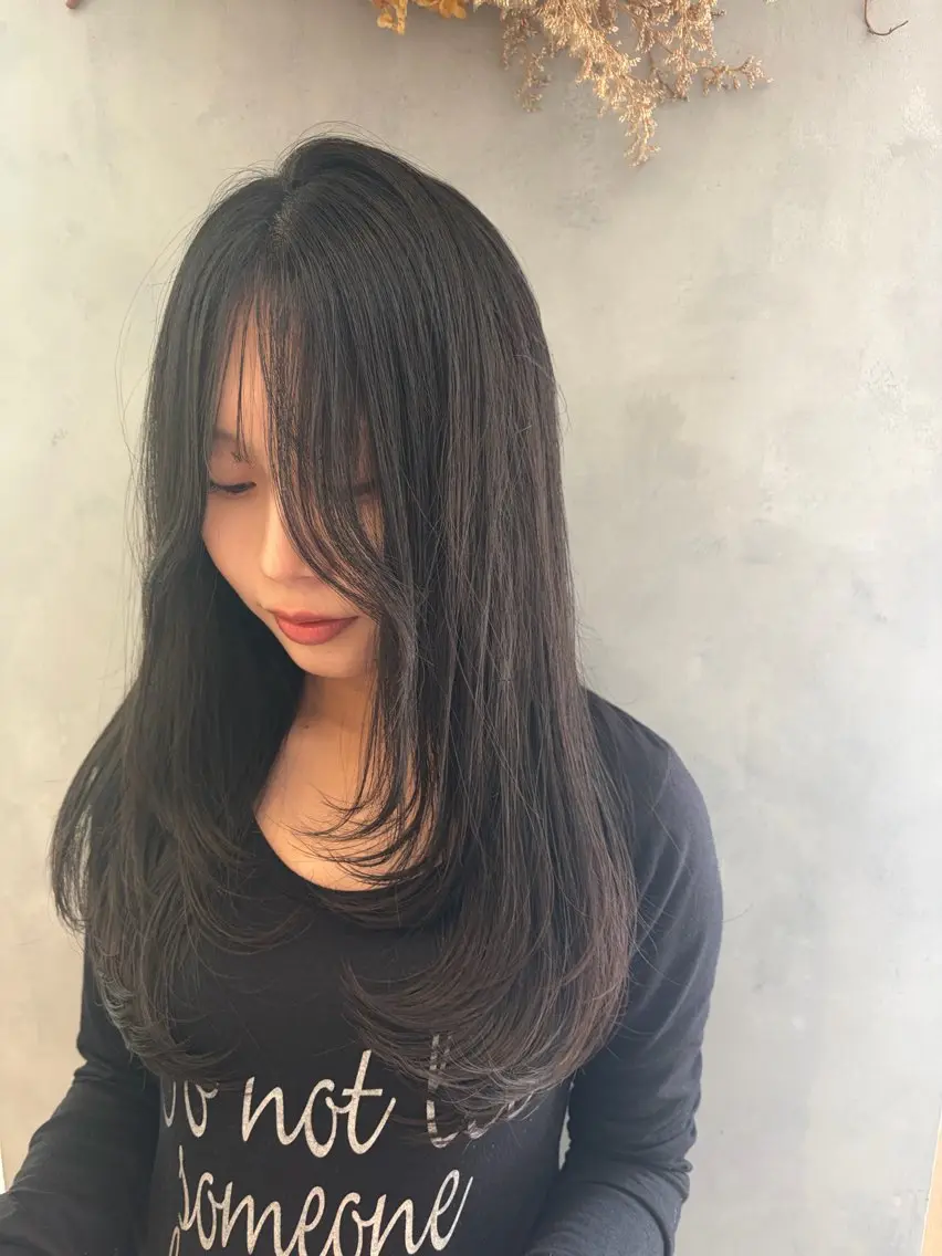 ロング カット ヘアカラー ROCCO アイナ/ レイヤー透明感カラーのヘアスタイル