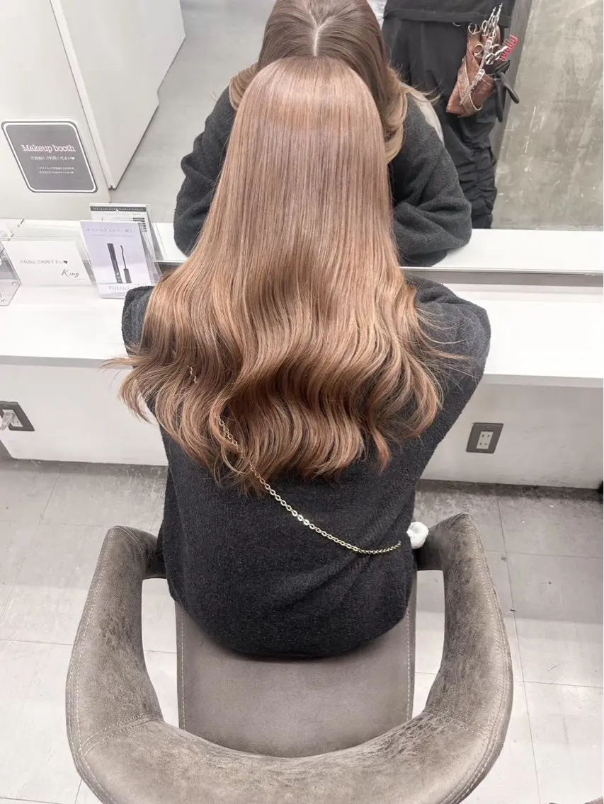 ロング カット ヘアカラー 釘本 聖章のヘアスタイル