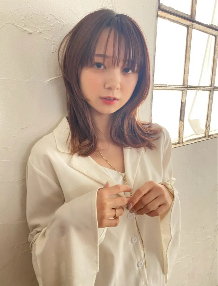 カット+透明感カラー+クイックトリートメントの写真