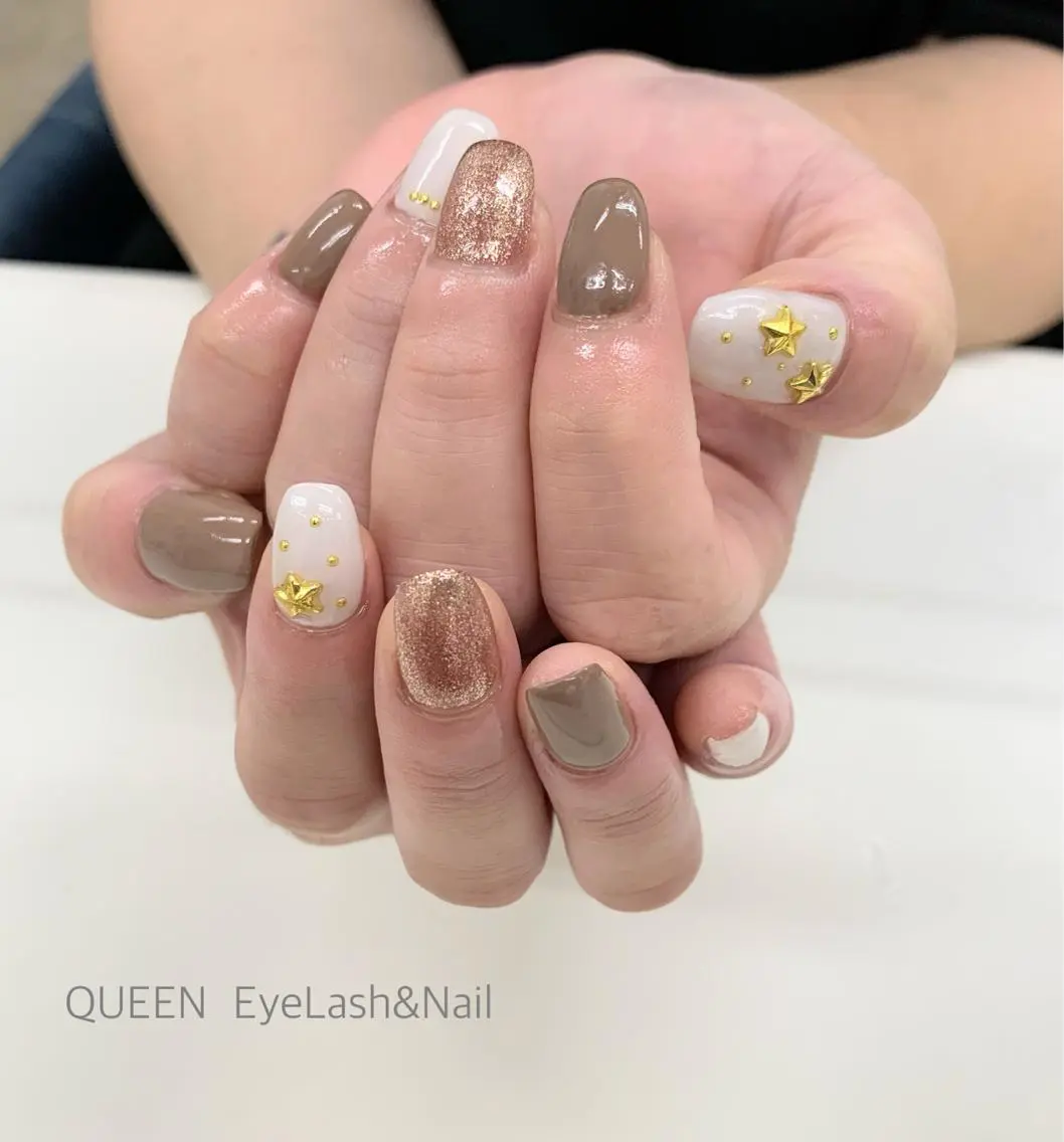 ミディアム カラー ネイル Bloom Nailのネイルデザイン