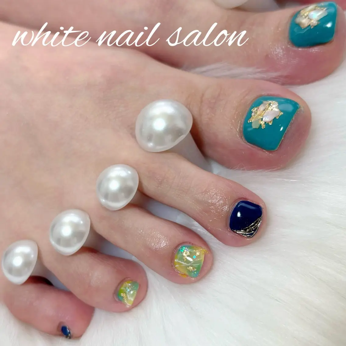 ネイル ホワイト フットネイル white nail salonのネイルデザイン