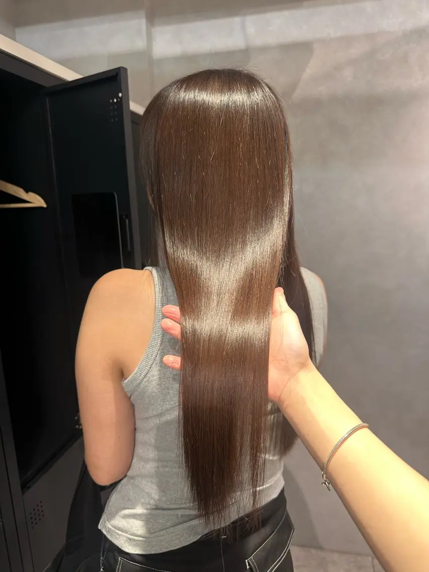 ロング 渡邉 玲音のヘアスタイル