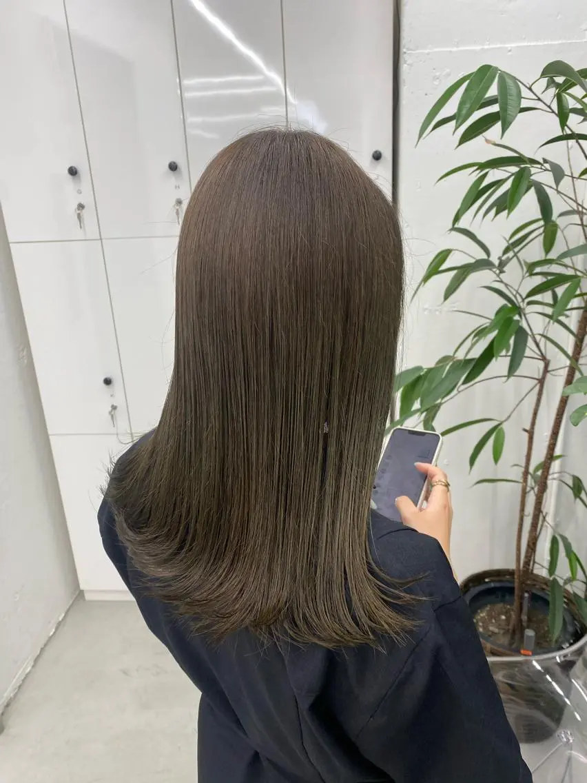 【minimo限定🌟】ブリーチ無しダメージレスカラー+補習トリートメント+カット¥9,560の写真