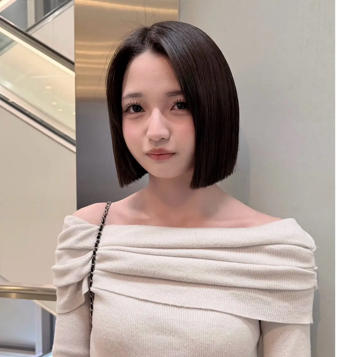 ショート くびれヘア 髪質改善 韓国風ヘア レイヤーカット 似合わせカット 'AXIS🪐 Rinのヘアスタイル